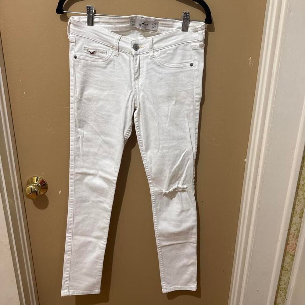 White hollister co skinny jeans